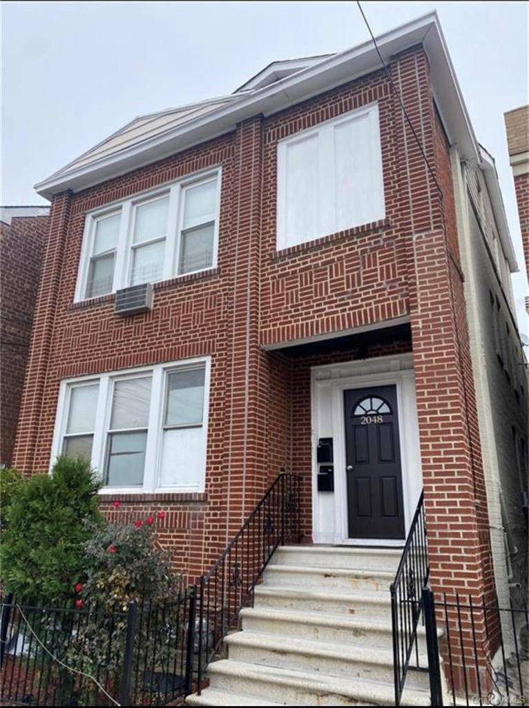 Bronx, NY 10461,2048 Hobart AVE