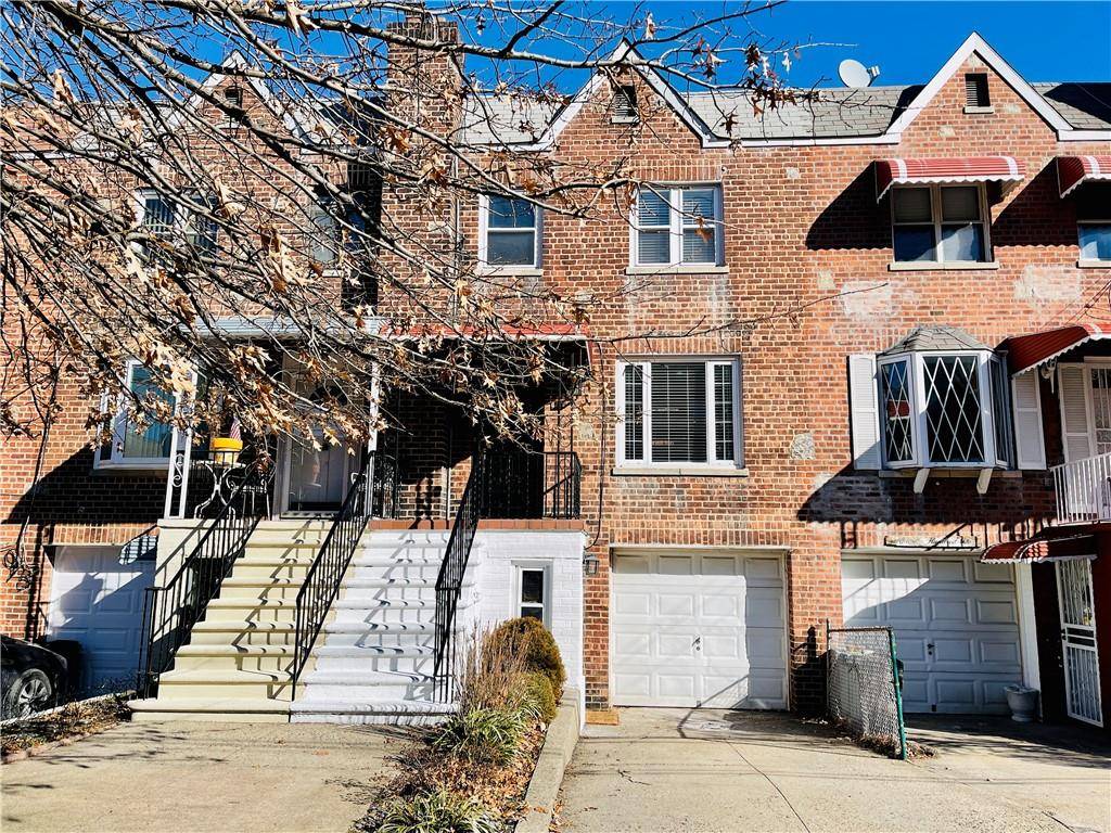 Bronx, NY 10462,1904 Radcliff AVE