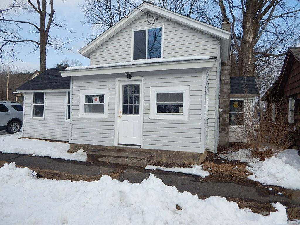 Wurtsboro, NY 12790,136 Pine ST