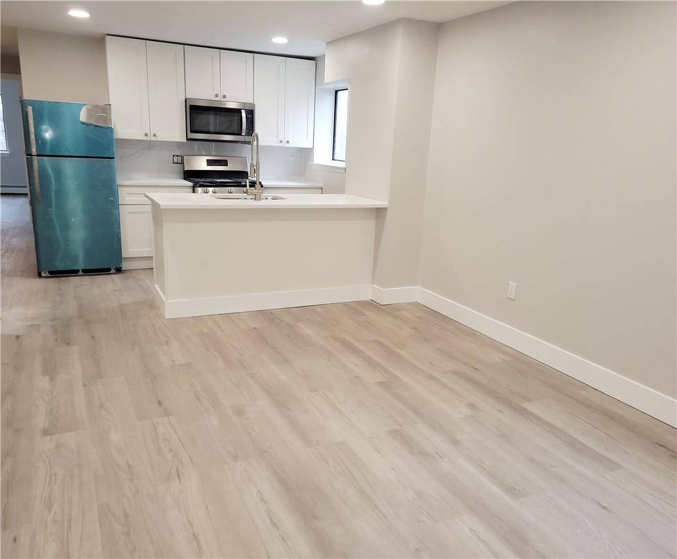 Bronx, NY 10471,6154 Riverdale AVE