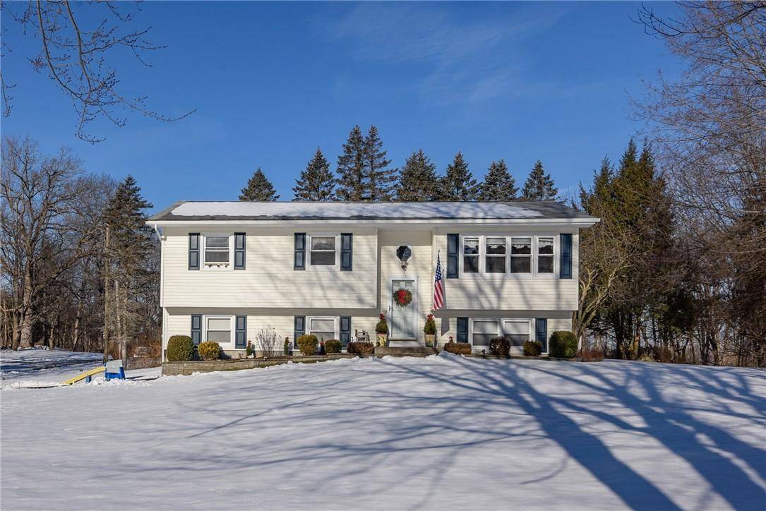 Warwick, NY 10990,241 Bellvale Lakes RD