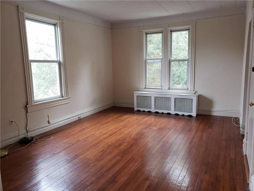 Mount Vernon, NY 10550,100 Cottage AVE #2