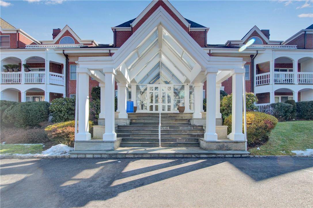 Briarcliff Manor, NY 10510,333 N State RD #23