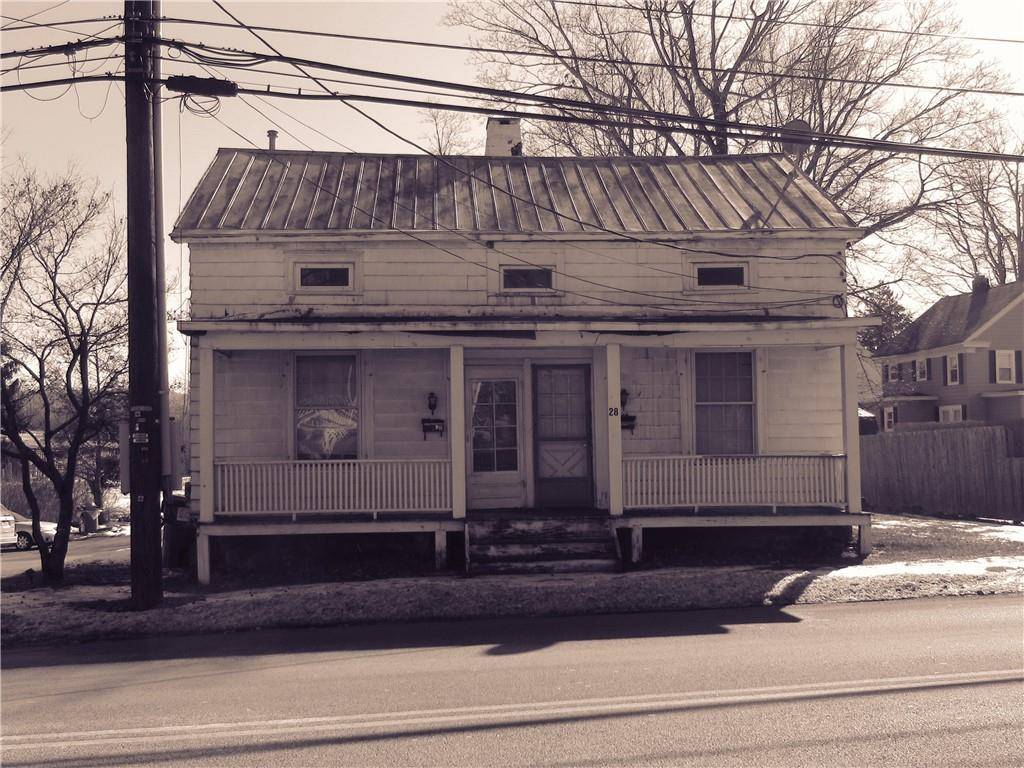 Warwick, NY 10990,28 Colonial AVE #28 1/2