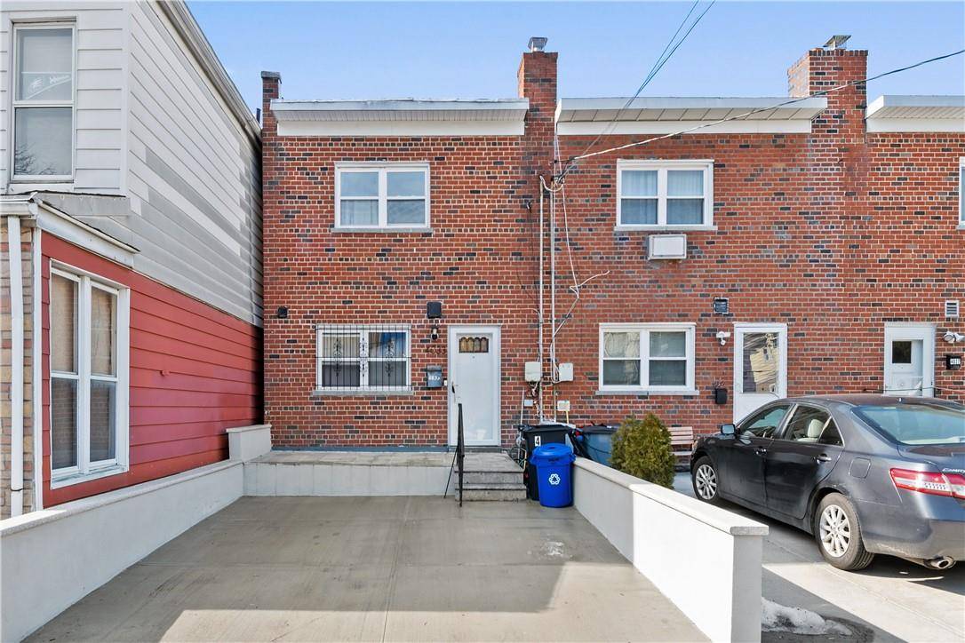 Bronx, NY 10466,4033 Hill AVE