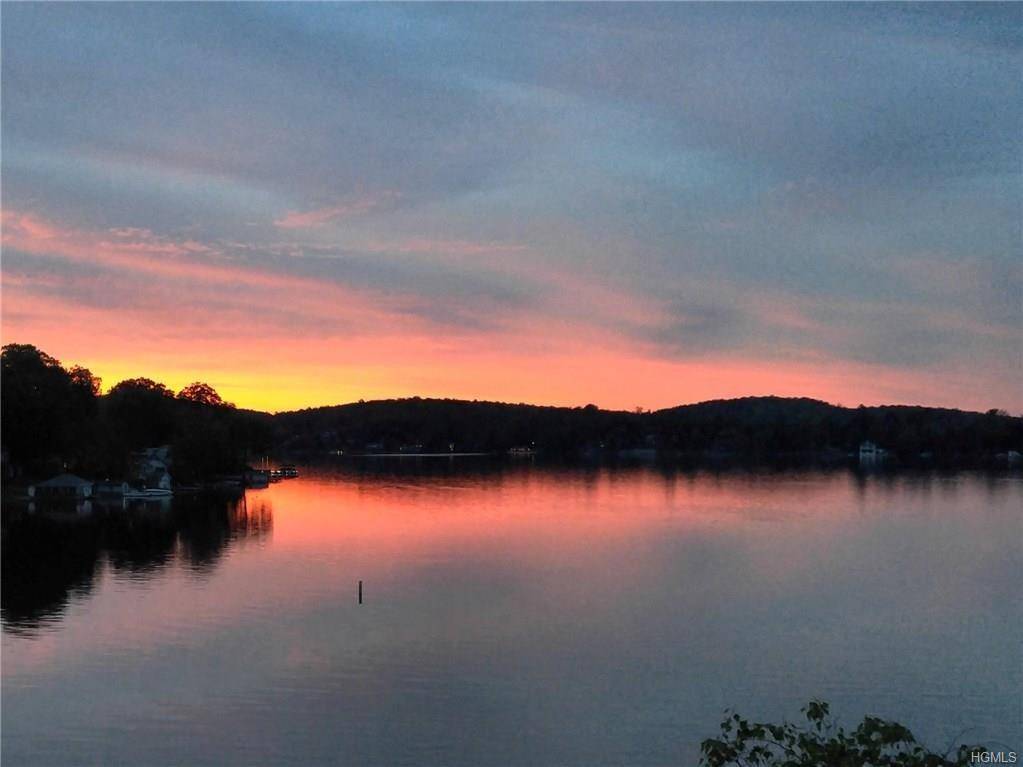 Mahopac, NY 10541,4 Marina DR #H4