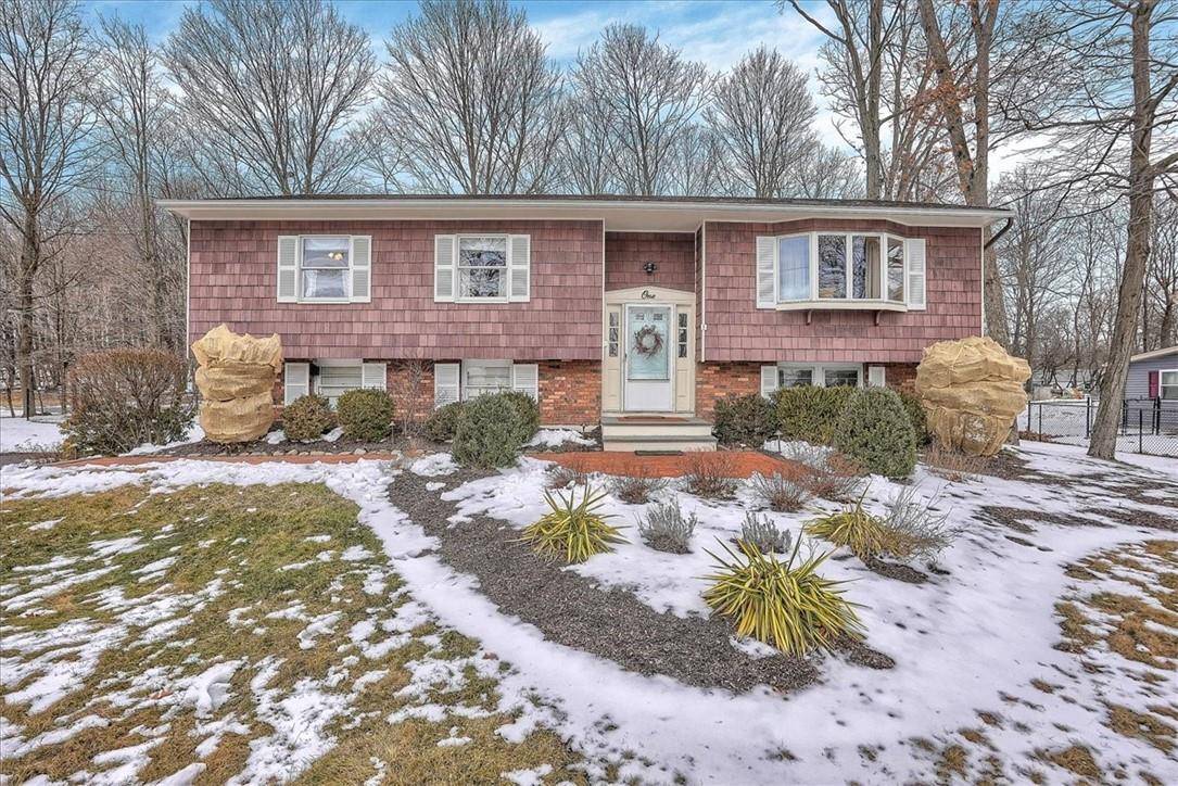 Goshen, NY 10924,1 Hilltop DR