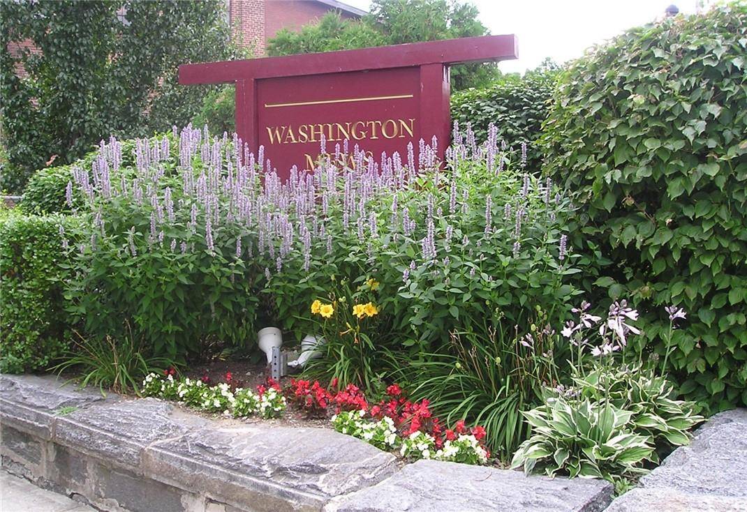 Port Chester, NY 10573,37 Washington Mews