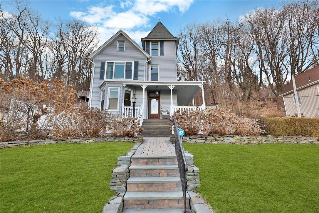 Piermont, NY 10968,221 Hudson TER