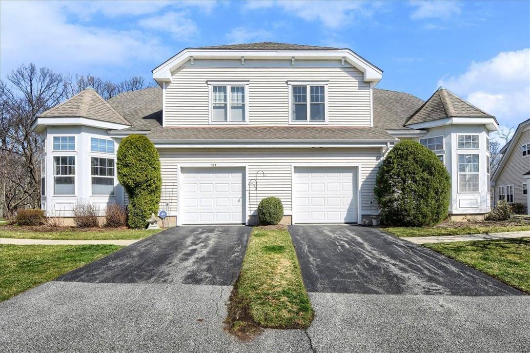 White Plains, NY 10603,115 Winding Ridge RD