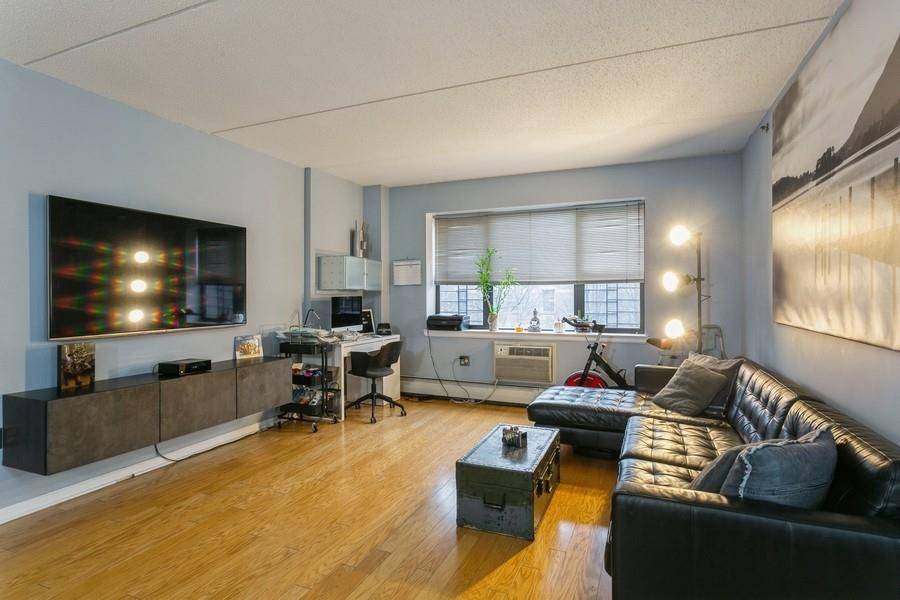 Bronx, NY 10456,1275 Grant AVE #2E