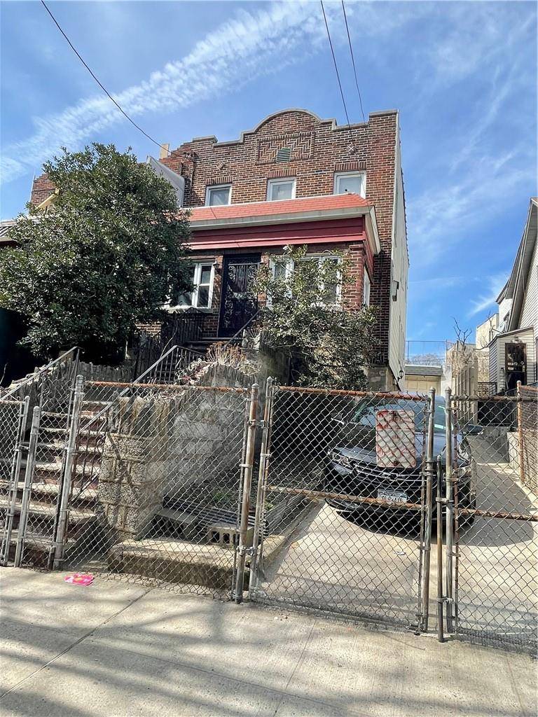 Bronx, NY 10453,1879 Harrison AVE