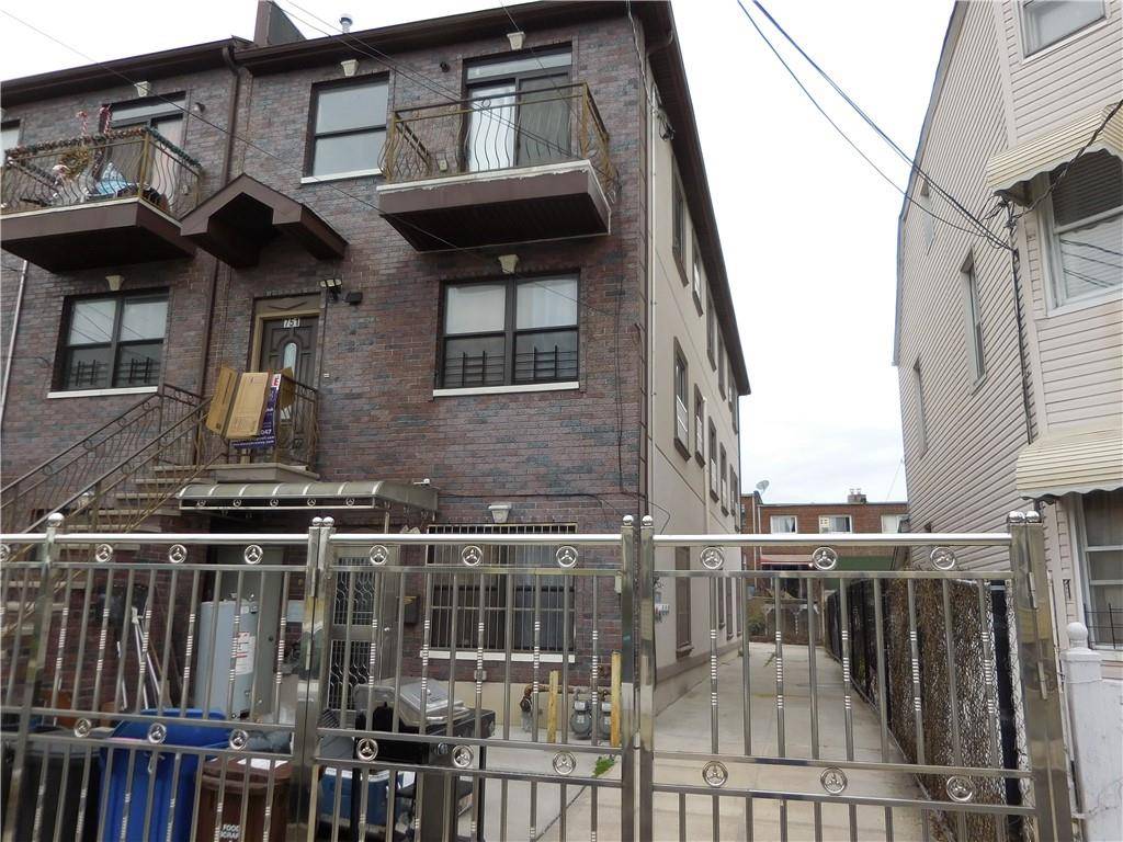 Bronx, NY 10467,751 E 220th ST