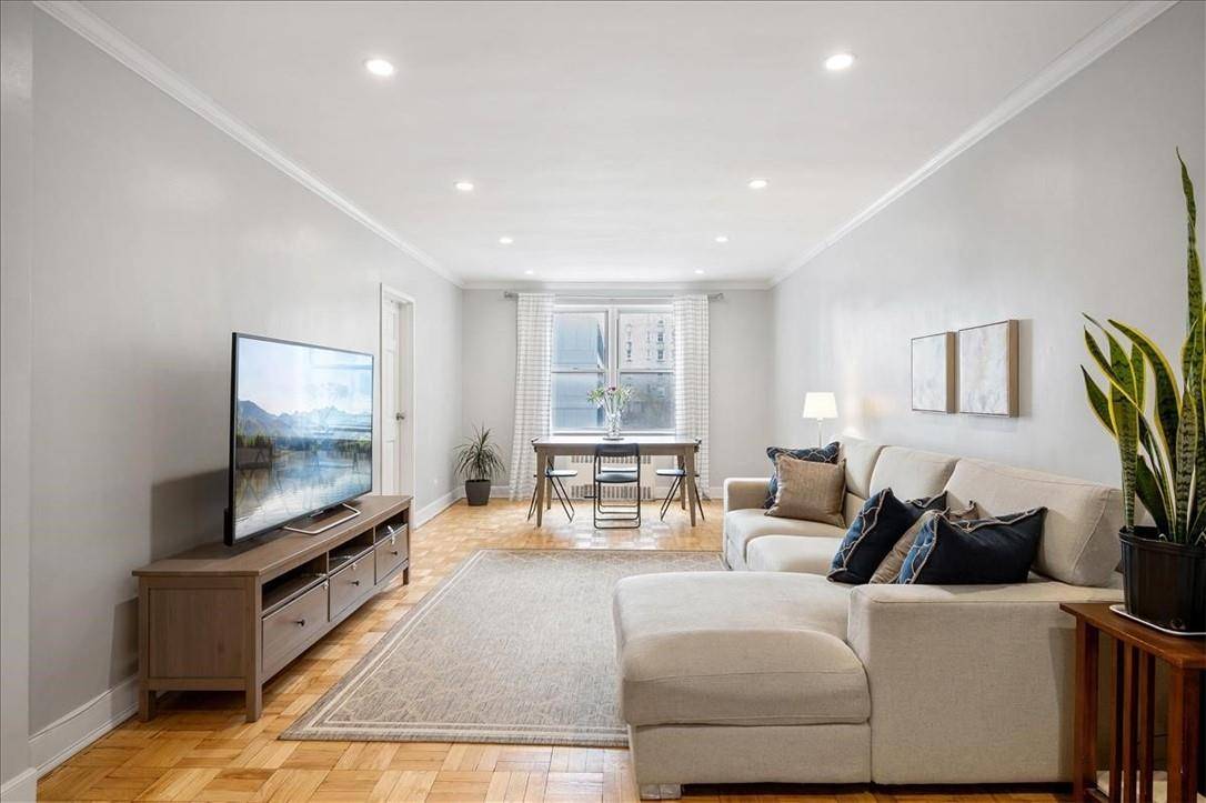 Bronx, NY 10451,800 Grand Concourse #1J-S