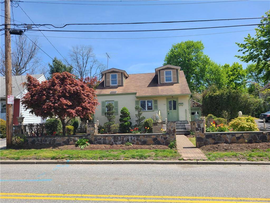 Elmsford, NY 10523,24 Winthrop AVE