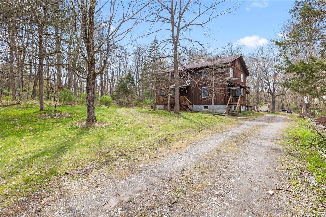 Rhinebeck, NY 12572,11 Lakeside DR