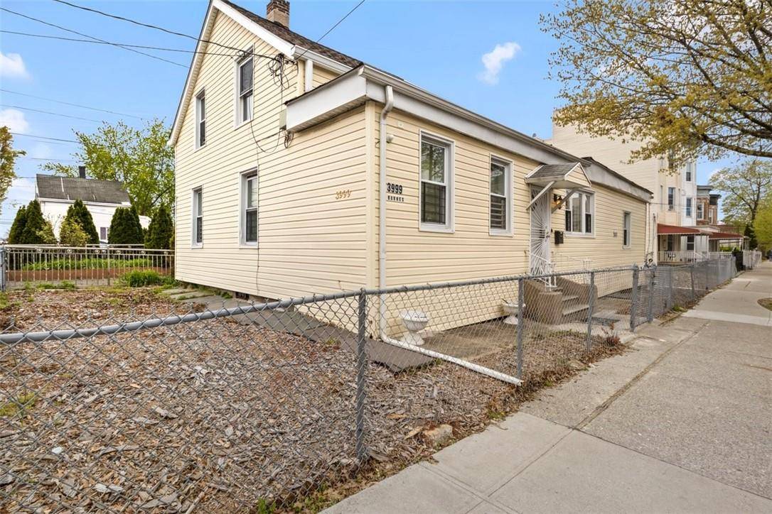Bronx, NY 10466,3999 Barnes AVE
