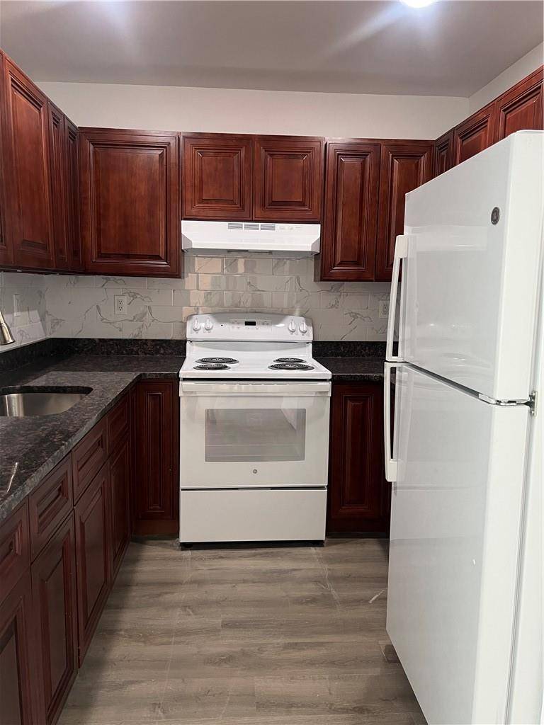 Bronx, NY 10467,3838 Carpenter AVE #2A