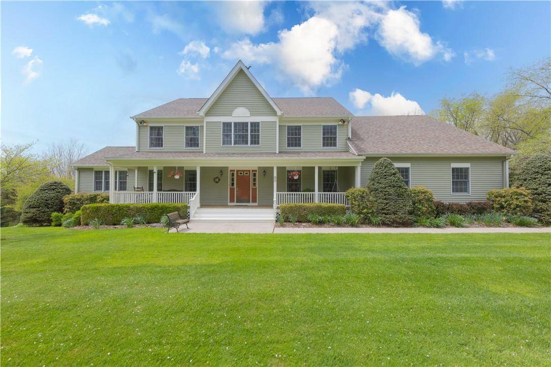 Warwick, NY 10990,21 Crystal Farm RD