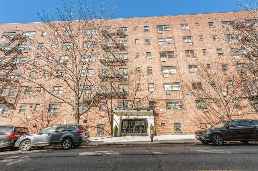 Bronx, NY 10468,2545 Sedgwick AVE #4B