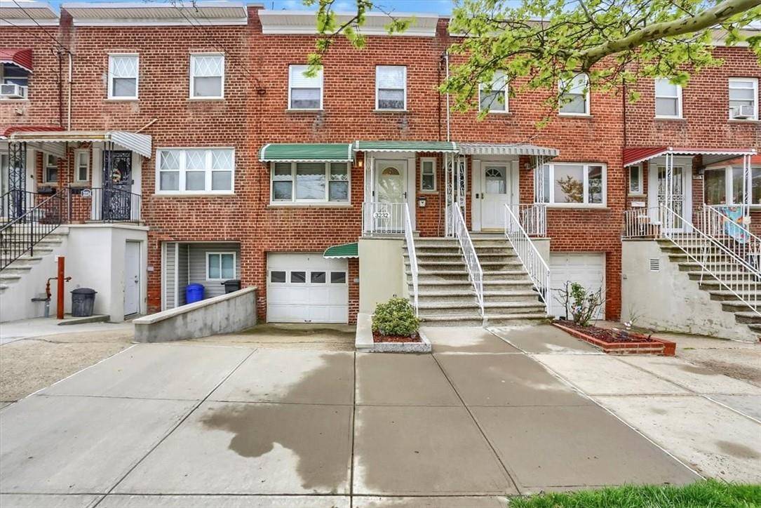 Bronx, NY 10465,3232 Layton AVE