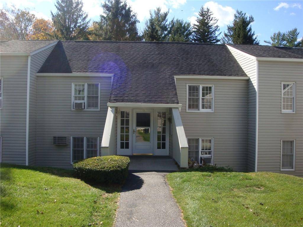 Brewster, NY 10509,1302 Holly Stream CT