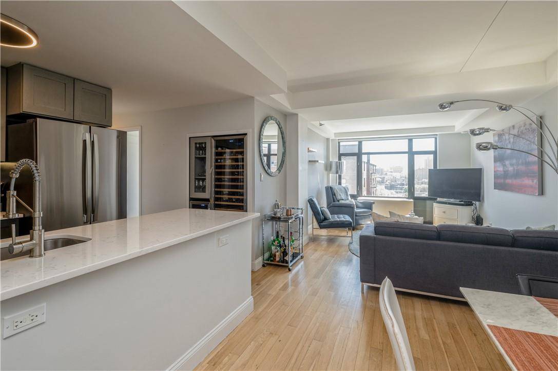 Bronx, NY 10463,3536 Cambridge AVE #6B