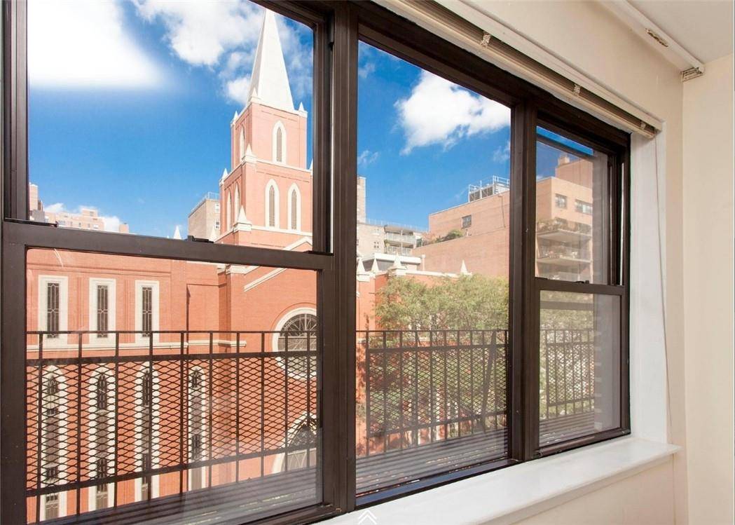 New York (manhattan), NY 10128,220 E 87th ST #5C