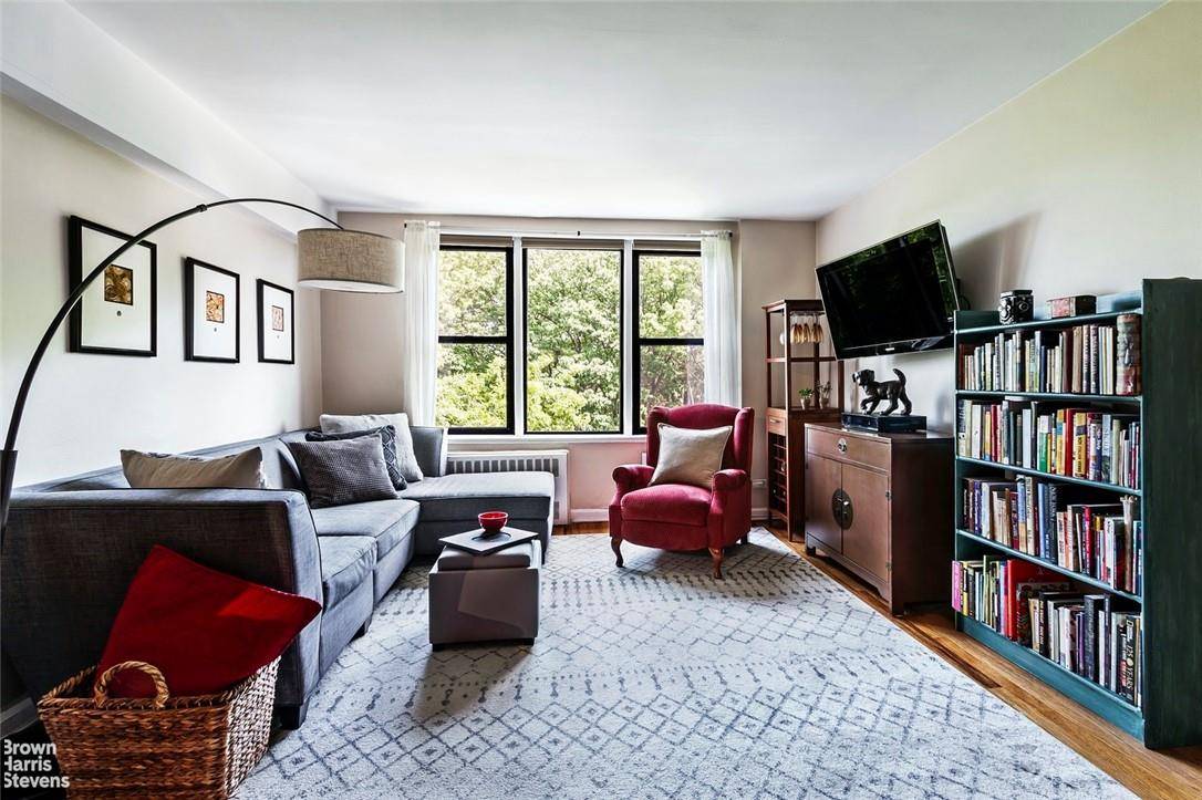 Bronx, NY 10471,6035 Broadway #4D