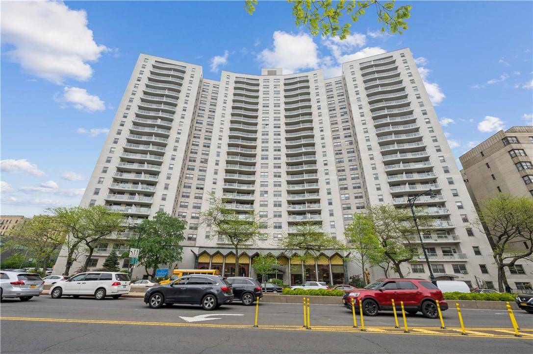 Bronx, NY 10451,1020 Grand Concourse #8E