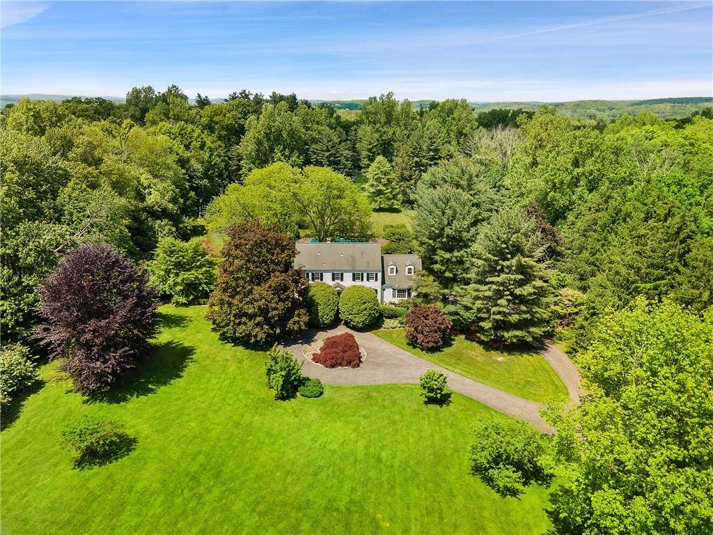 Katonah, NY 10536,52 Girdle Ridge DR