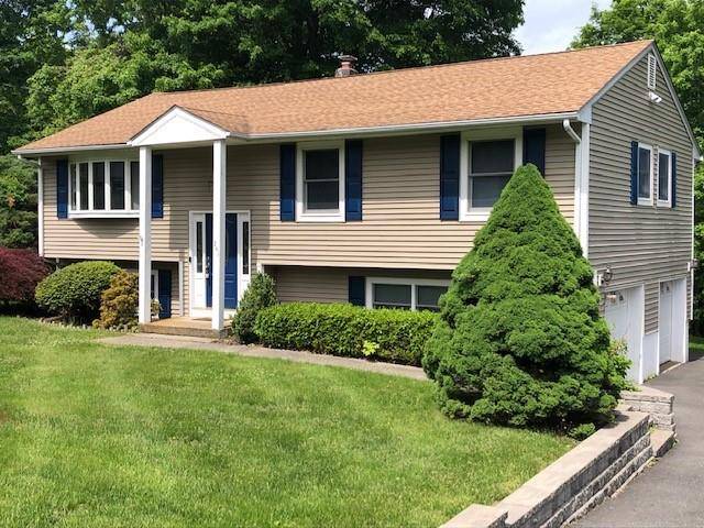 Mahopac, NY 10541,241 Dahlia DR