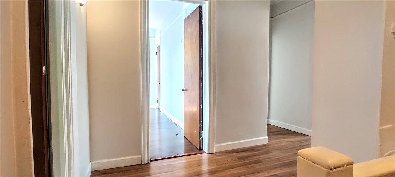 Bronx, NY 10467,2721 Holland AVE