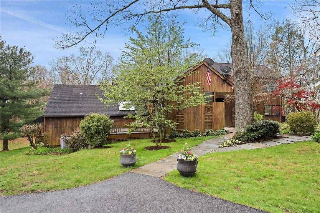 Bedford Hills, NY 10507,60 Wood RD