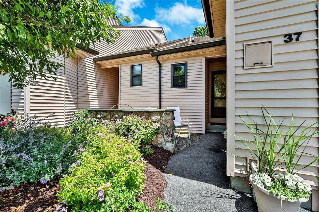Ossining, NY 10562,37 Hudson Watch DR