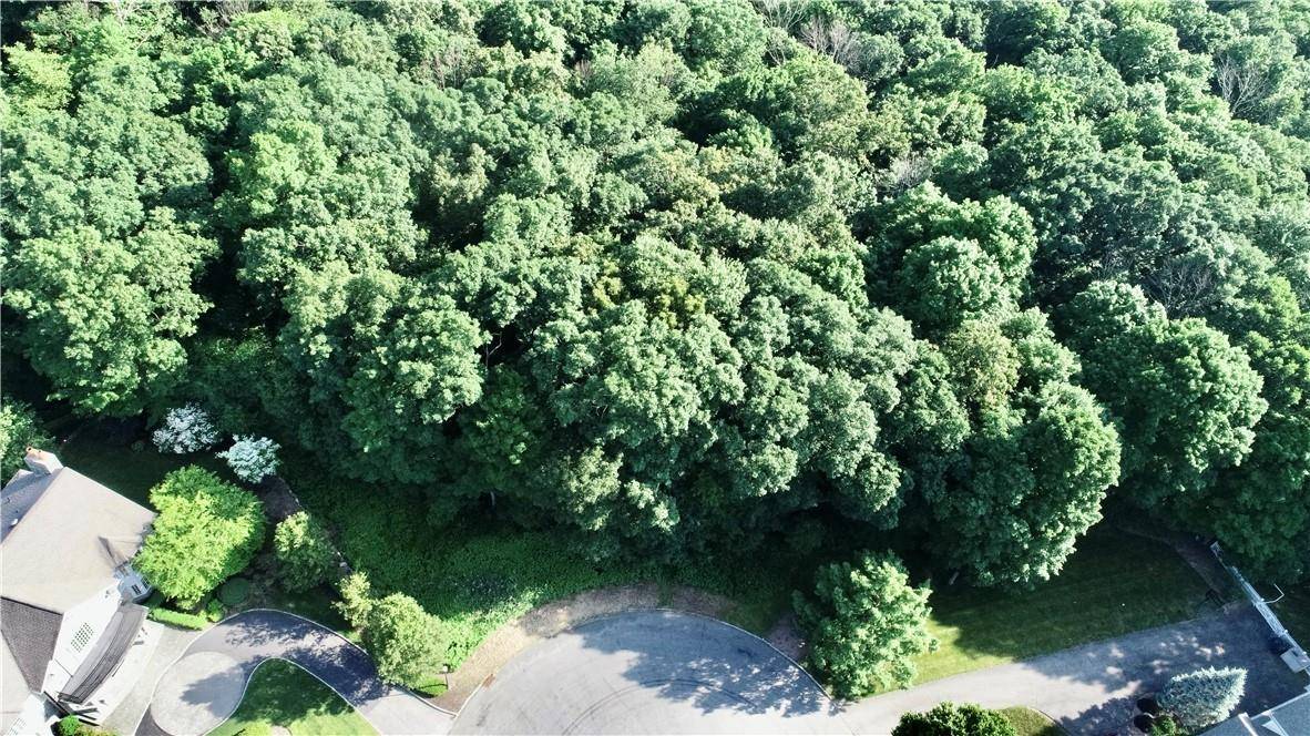 Tuxedo Park, NY 10987,54 Heritage CT