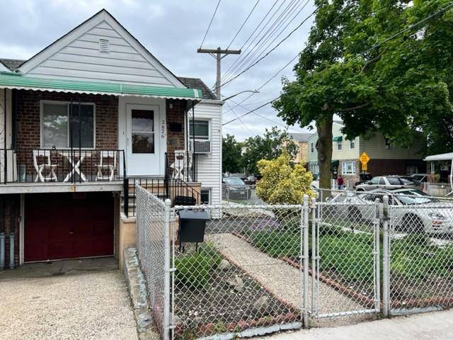 Bronx, NY 10465,2826 Philip AVE