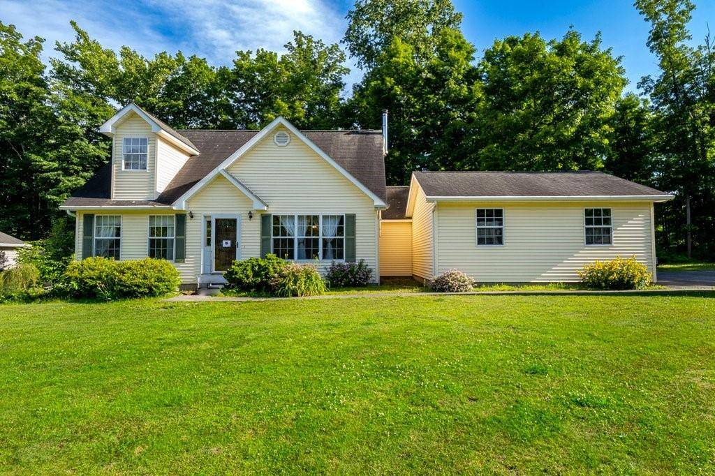 Wurtsboro, NY 12790,25 Rosewood LN