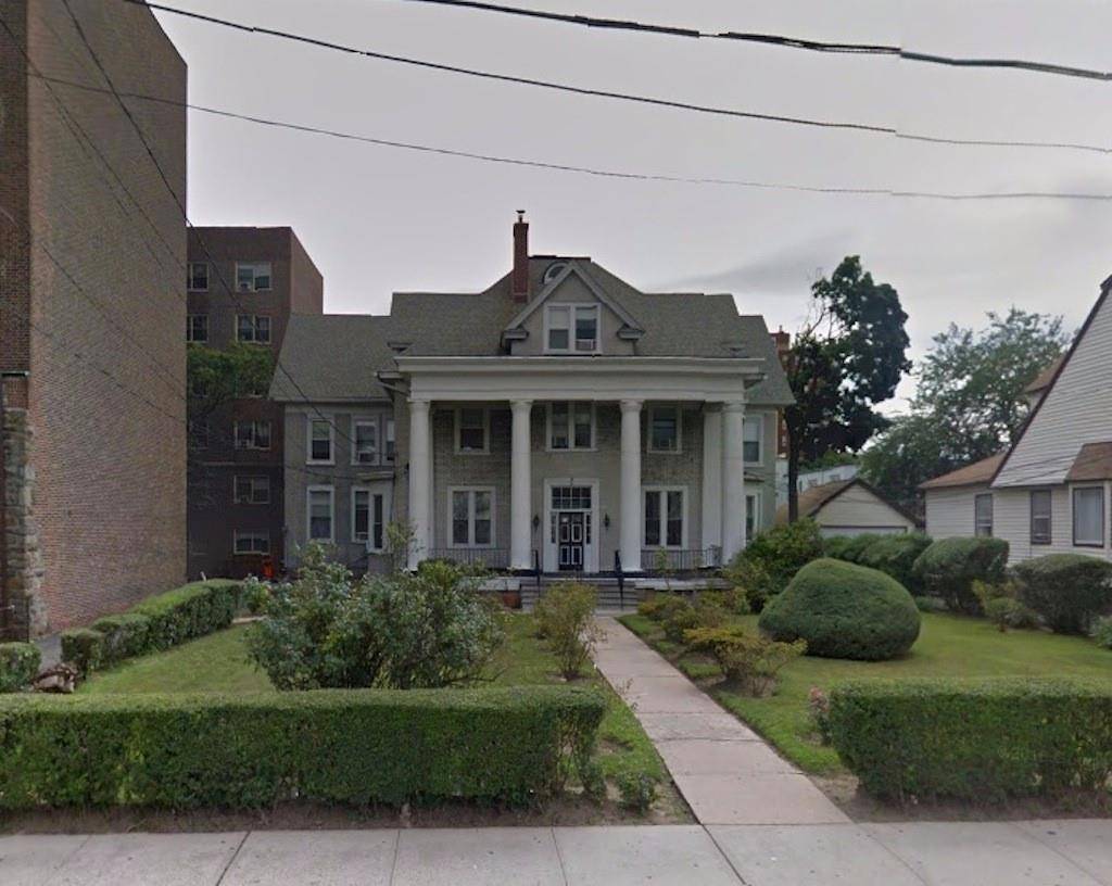 New Rochelle, NY 10801,145 Centre AVE #B1