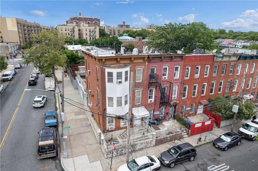 Bronx, NY 10454,321 Concord AVE