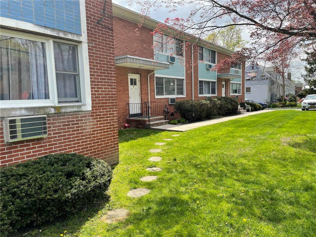 Pearl River, NY 10965,174 N Middletown RD #C1