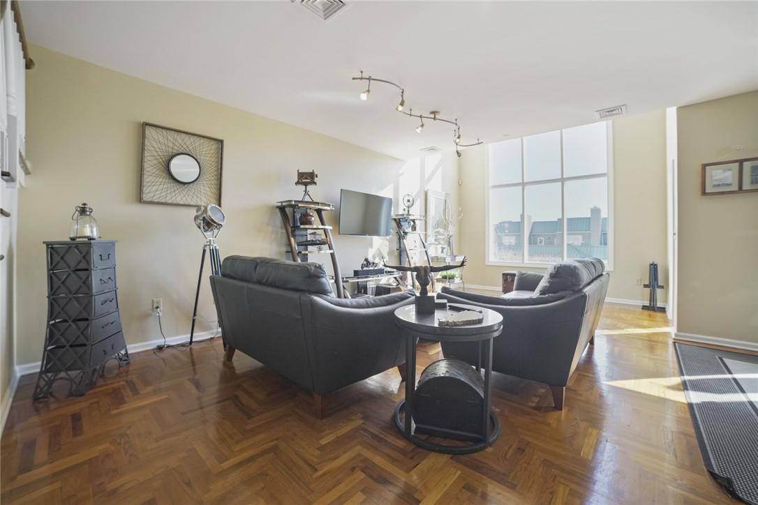 Piermont, NY 10968,212 Devries CT