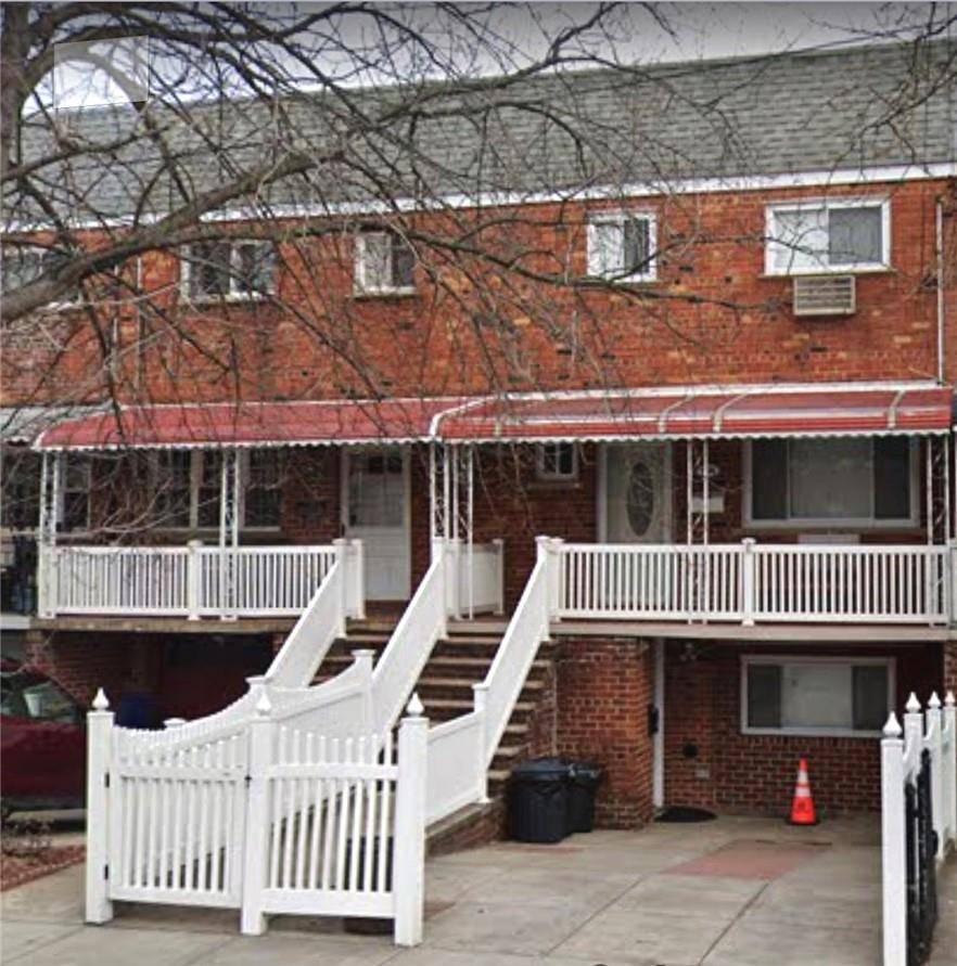 Bronx, NY 10465,254 Throgs Neck BLVD #LL