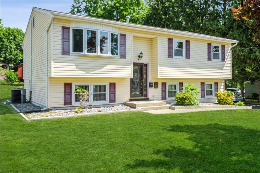 West Nyack, NY 10994,4 Scales RD