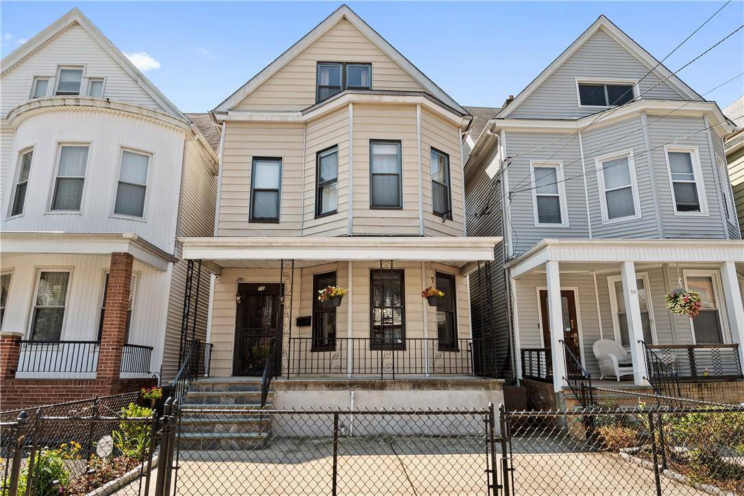 Bronx, NY 10470,72 E 236th ST