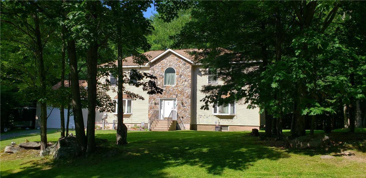 South Fallsburg, NY 12779,11 Dog Patch RD