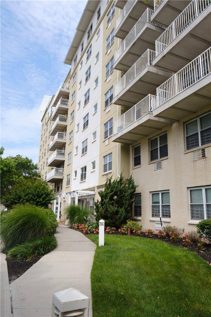 Rockaway Beach, NY 11693,7914 Rockaway Beach BLVD #8D