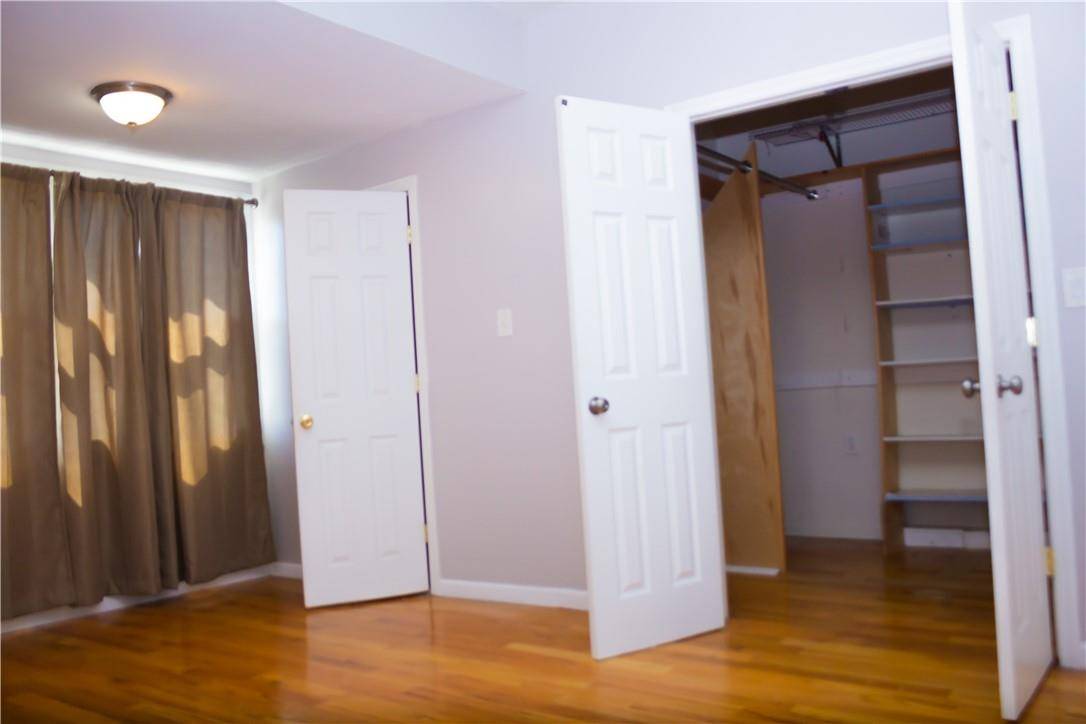 Bronx, NY 10466,3951 De Reimer AVE