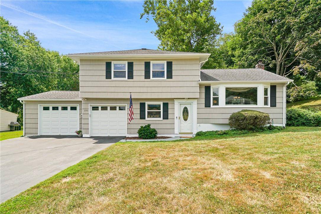 Yorktown Heights, NY 10598,1311 Leland DR