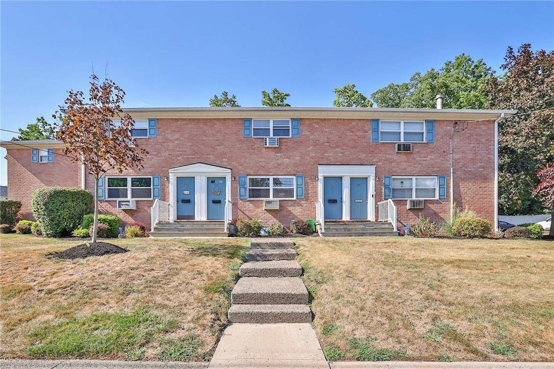 Pearl River, NY 10965,122 Meyer OVAL